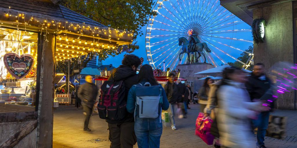 Tradizione natalizia del mercato di Essen sospesa prima del previsto