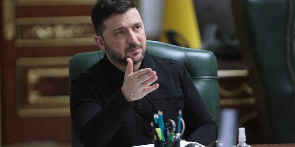 Selenskyj annuncia nuove elezioni in Ucraina, richiede una condizione a Trump e all'UE