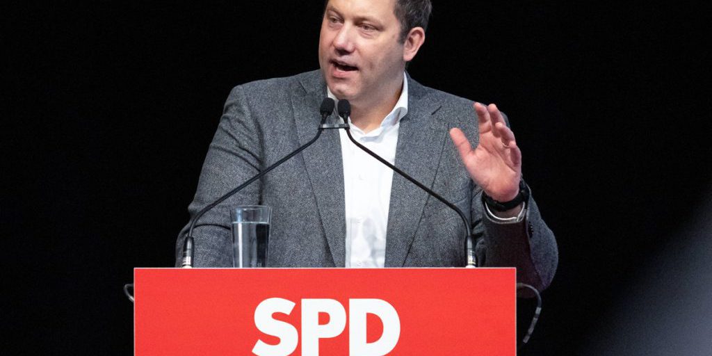 Vicecancelliere tedesco Lars Klingbeil condivide la sua esperienza con il cancro