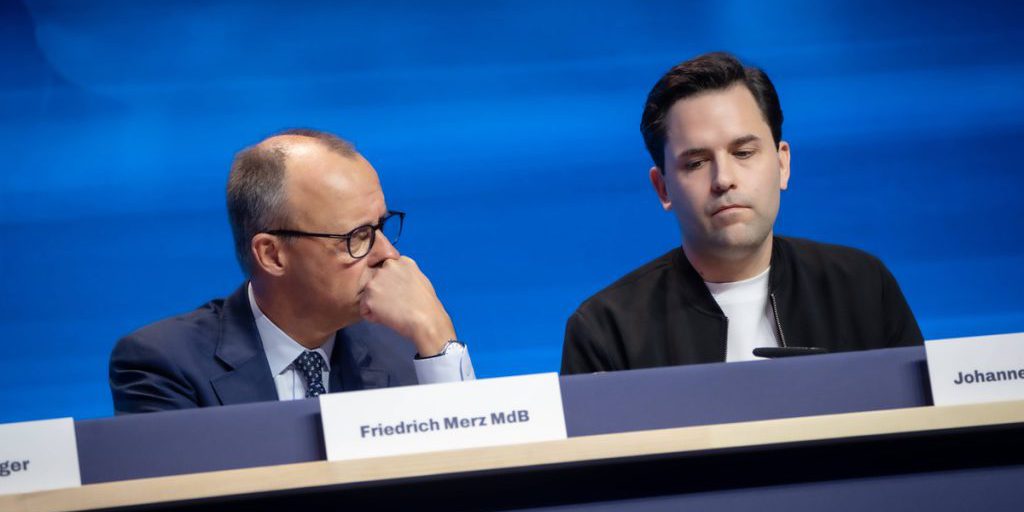 Il governo tedesco approva nuovo pacchetto pensionistico, ma Merz affronta opposizione interna