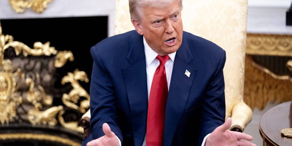 Epstein: i fascicoli pubblicati, Trump si prepara a settimane di grande tensione