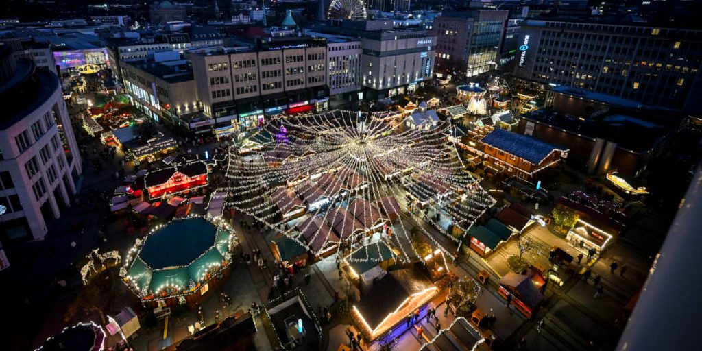 Mercato di Natale di Essen chiuso il 23 novembre per Totensonntag