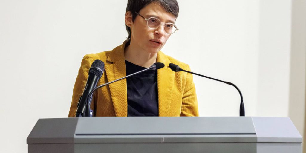 Josefine Paul si dimette: la ministra della Renania Settentrionale‑Vestfalia lascia il suo incarico e la sostituta è già stata scelta