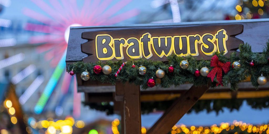 Prezzi delle bratwurst al mercato di Natale di Duisburg salgono: cause e spiegazioni