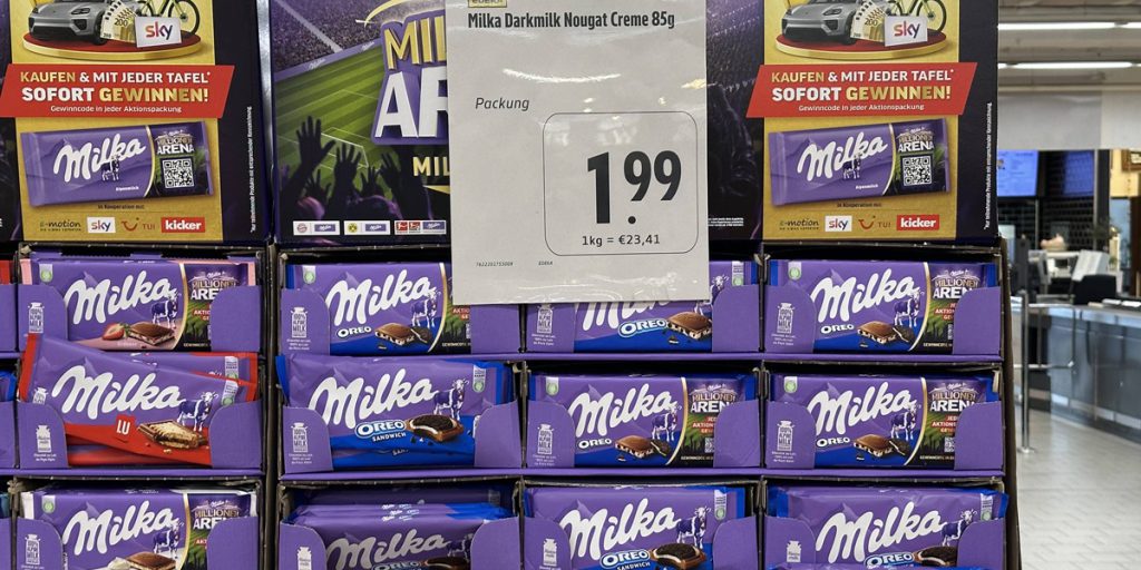 I clienti di Aldi e altri supermercati accusano i produttori di cioccolato di truffa