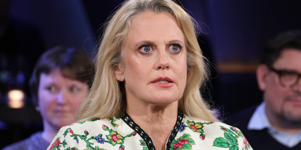 Neve e ghiaccio interrompono la NDR Talk Show: Schöneberger chiama il team di crisi