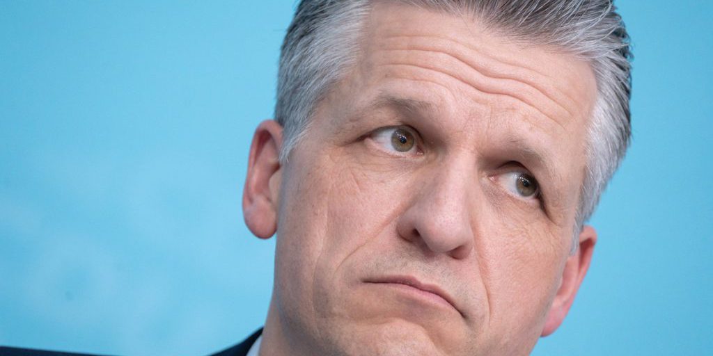 Tagli ai servizi sanitari tedeschi annunciati dal capo dell'Ufficio del Cancelliere