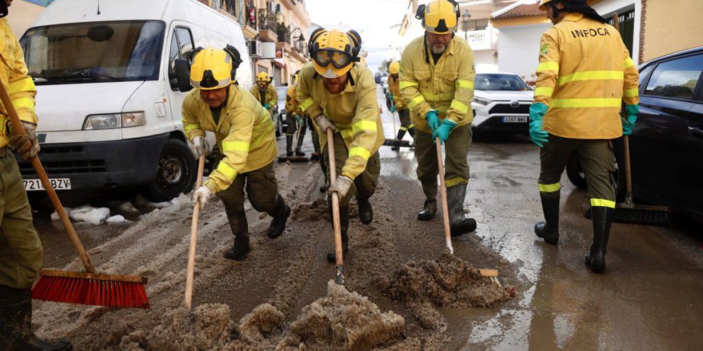 Pioggia intensa per 12 ore provoca alluvioni e vittime nel sud della Spagna