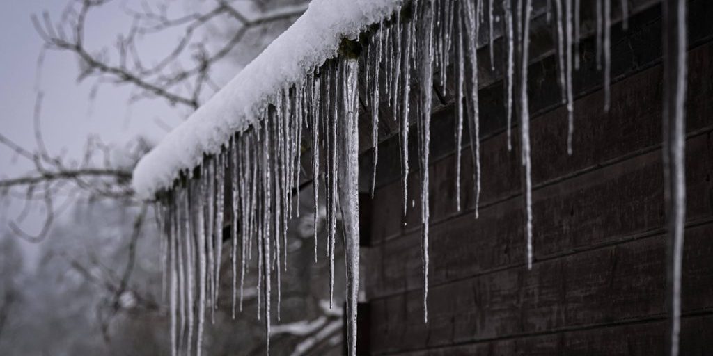 Il periodo di scioglimento della neve: rischi delle acque di fusione
