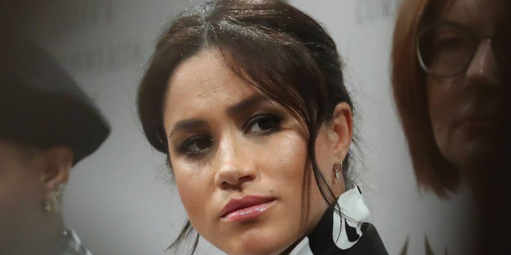 Lo Scandalo della Famiglia Reale: Meghan Markle Coinvolta nella Tempesta intorno al Principe Andrew