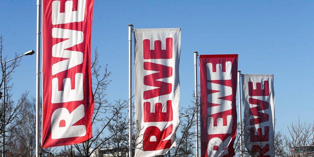 La Rivoluzione dei Supermercati: Rewe Sperimenta con l'Intelligenza Artificiale e i Robot nel Servizio Clienti in Germania
