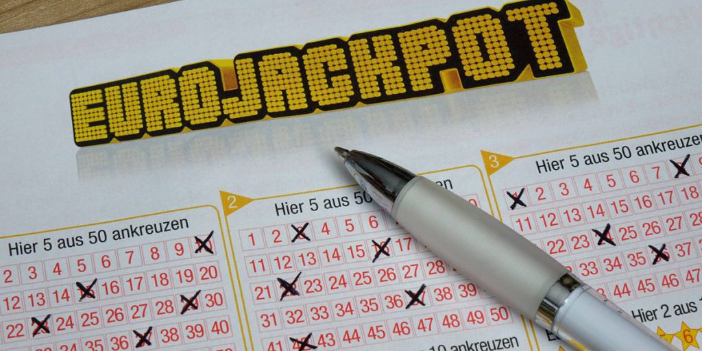 Eurojackpot: vincitore milionario con cinque numeri corretti