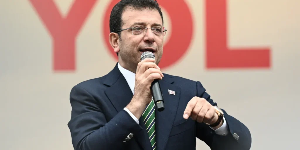 Ekrem İmamğlu arrestato: nuovo processo per falsa diplomazione e accuse di corruzione