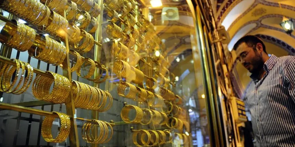 İslam Memiş annuncia il campione previsto per il 2026