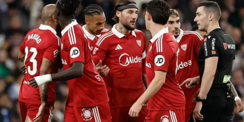 Marcão multato in Spagna per insulto all'arbitro durante la partita Sevilla–Real Madrid