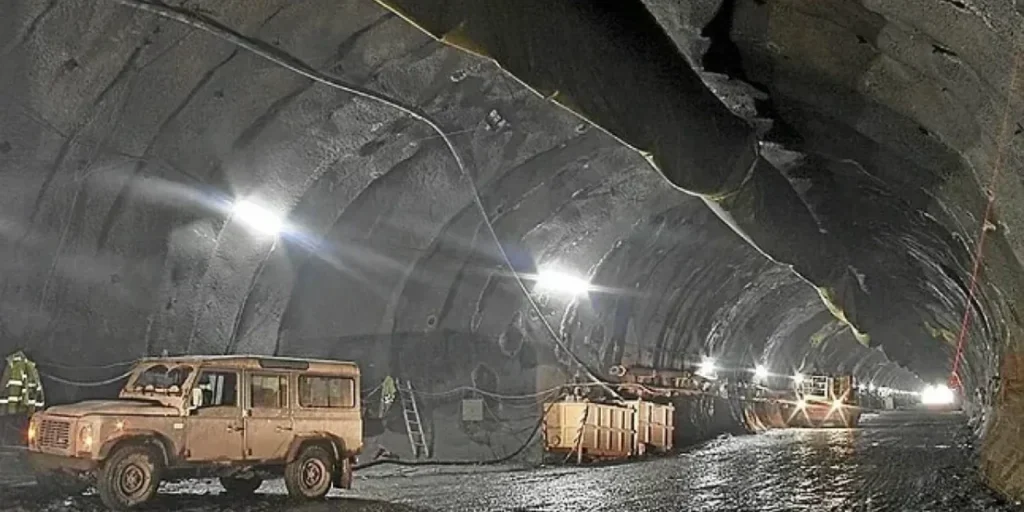 Crollo nella miniera di carbone asturiana: una morte e due intrappolati