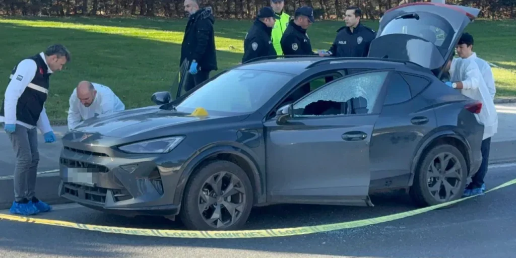 Attacco armato a Bakırköy: un veicolo colpito, una vittima morta