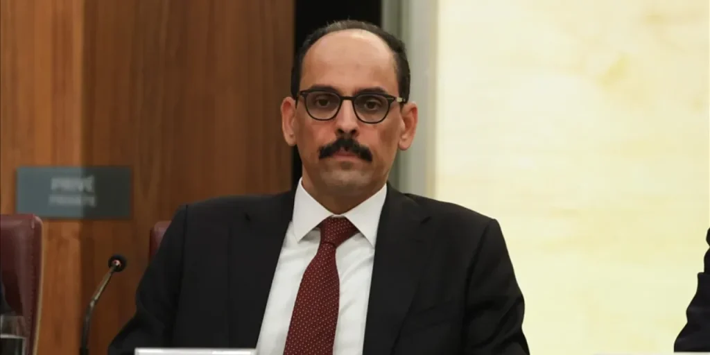 Il ministro turco degli Affari Esteri si incontra con Hamas per esaminare l’accordo di cessate il fuoco a Gaza