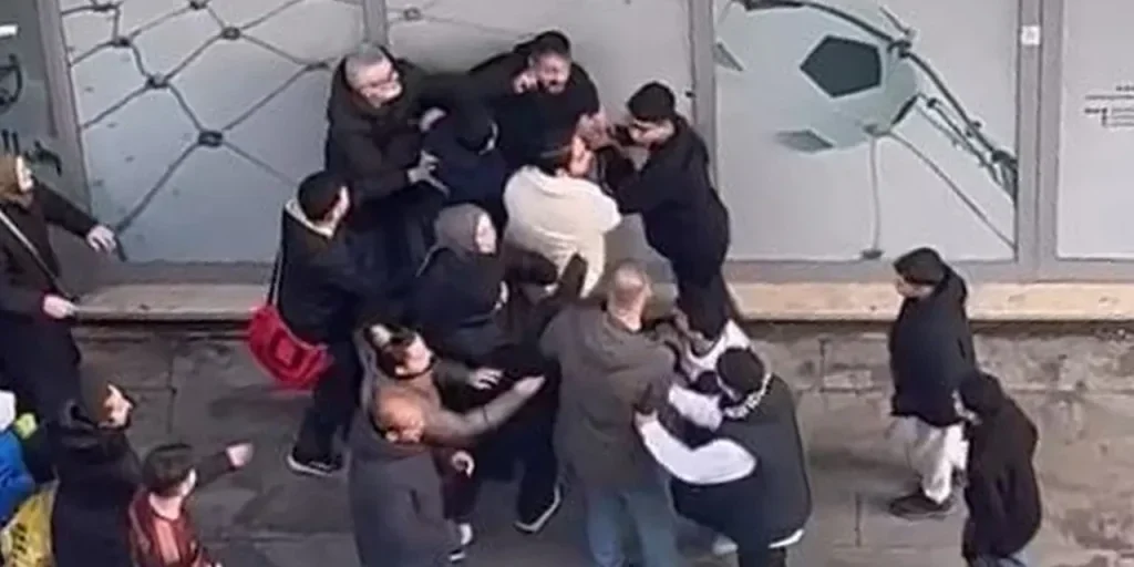 Rissa tra tifosi di U15 a Istanbul: il presidente del club si frattura il braccio
