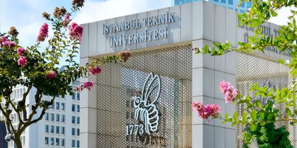 Università Tecnica di Istanbul sposta le lezioni di domani online per rischio di ghiaccio notturno