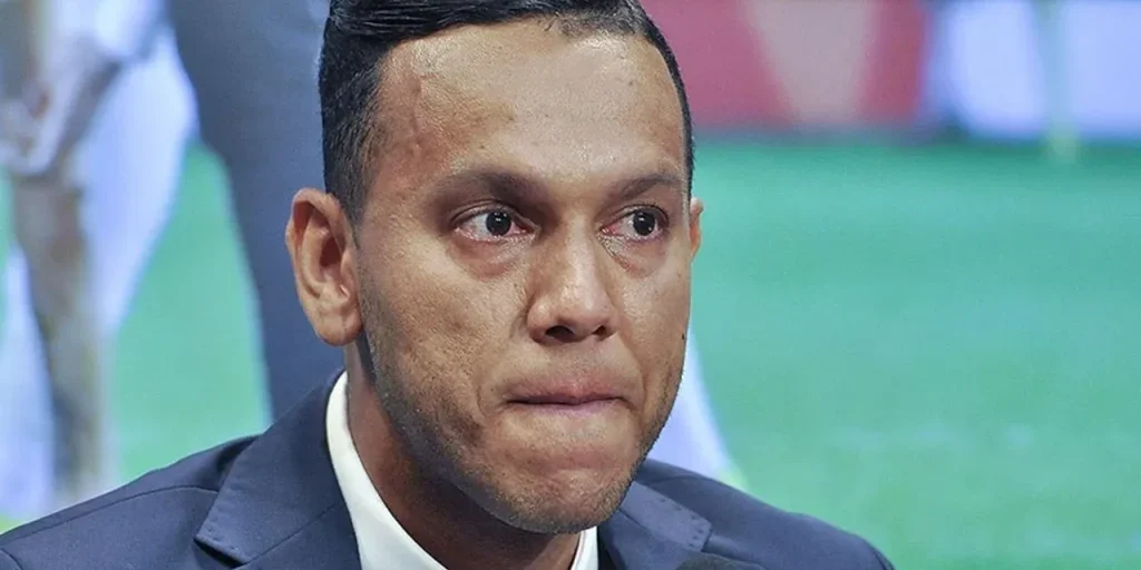 Josef de Souza invia messaggio di sostegno prima del derby Beşiktaş-Fenerbahçe