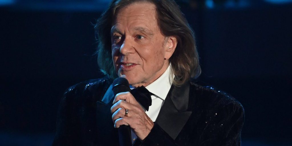 Jürgen Drews si sente abbandonato durante l'evento “Zauberhafte Weihnacht”