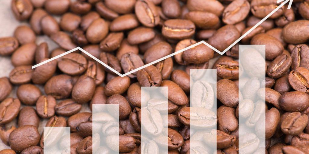 Aumento dei prezzi del caffè nei supermercati del 2025: impatto sui consumatori