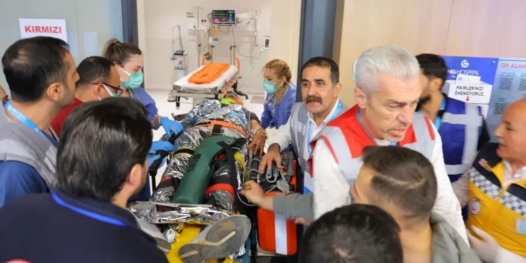 Nove persone estratte dal crollo durante esercizio di pronto intervento a Kahramanmaraş