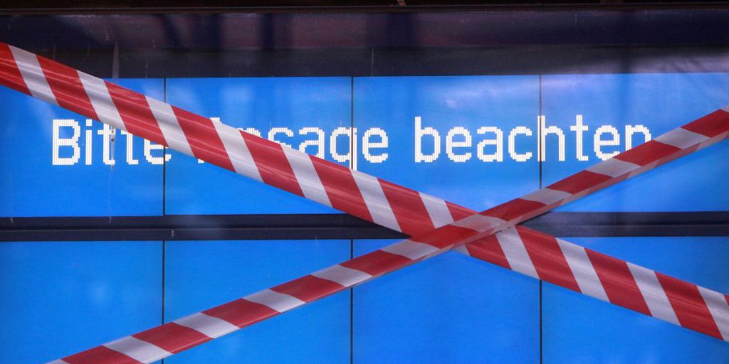 Caos al Carnevale di Colonia: lavori di manutenzione isolano la stazione centrale