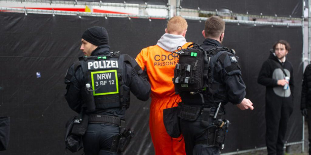 Carnevale in Nord Reno-Westfalia: Attenzione ai Costumi per Evitare Multure Salate