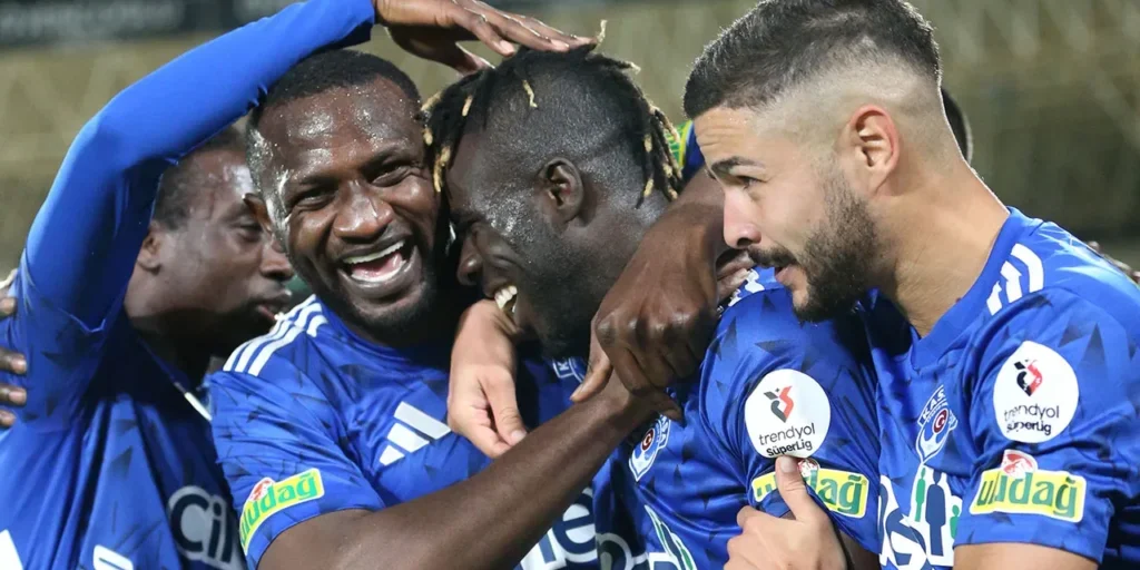 Kasımpaşa vince 2‑1 a Alanya contro Corendon Alanyaspor nella 13ª giornata della Serie A turca