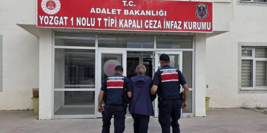 Kırşehir'de yaşlı çifti, silahla vuran katil zanlısı cezaevinde kalp krizi geçirdi!