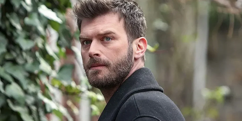 Kıvanç Tatlıtuğ protagonista della nuova serie Disney+ “Dönence”