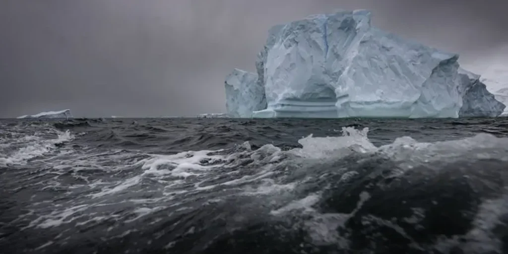 Allarme: il ghiacciaio “Glaciero del Destino” in Antartide minaccia le coste mondiali