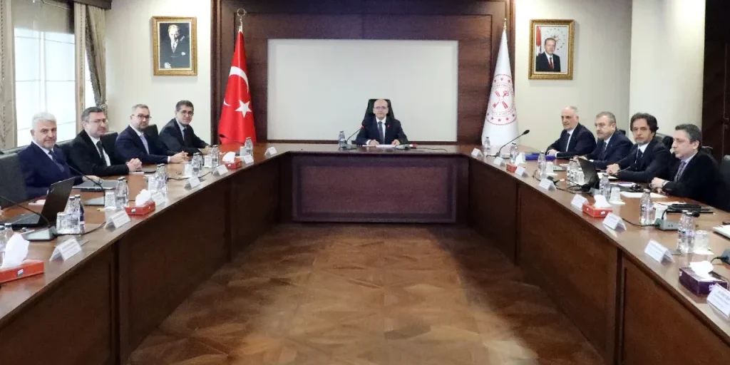 Comitato per la Stabilità Finanziaria valuta limitazioni sui mutui ipotecari