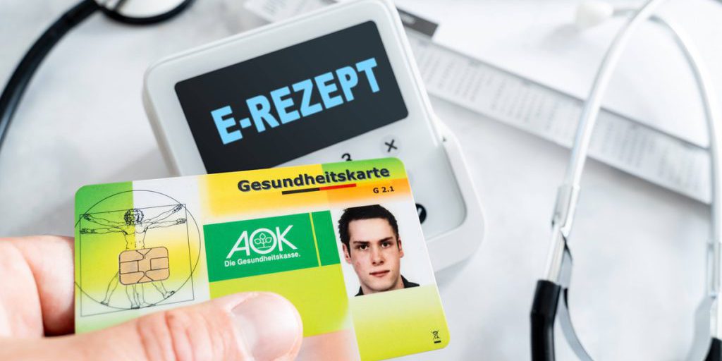 Il Sistema di Prescrizione Elettronica E-Rezept a Rischio: Possibili Ritorni al Passato Cartaceo nel 2026