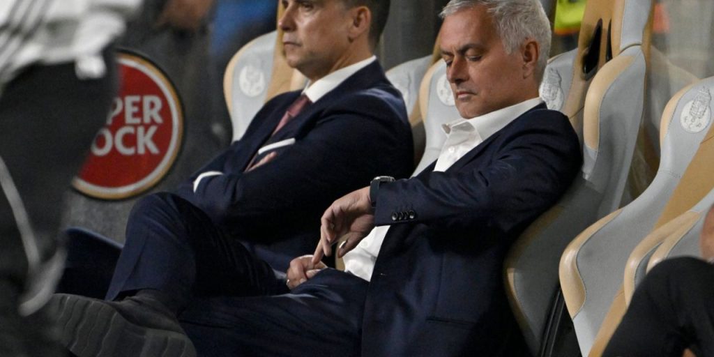 Kritik derbi sonrası gündem Mourinho! Listenin yarısında Fenerbahçe var