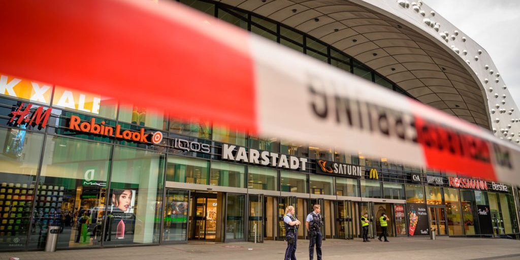 BKA identifica i responsabili della minaccia di bomba a Limbecker Platz, Essen