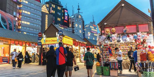 «بوليفارد وورلد».. إشعاع القارات