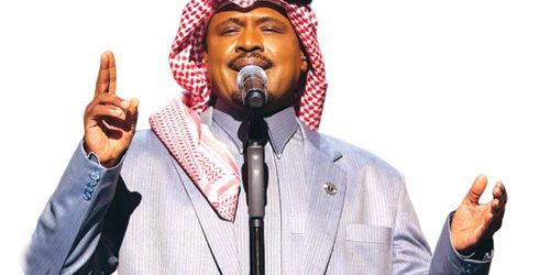 Rashid Al‑Fares presenta un mix di brani popolari e classici al concerto di Musim Riyadh