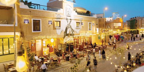 Samhan a Diriyah: spettacoli teatrali e letture poetiche nel quartiere storico