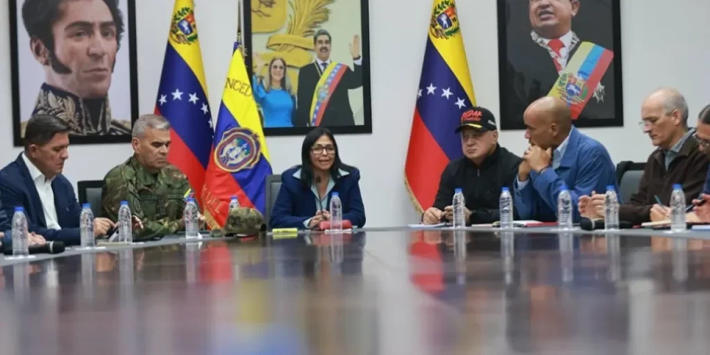 Trump avverte di conseguenze peggiori di Maduro; Delcy Rodríguez chiede cooperazione con gli Stati Uniti