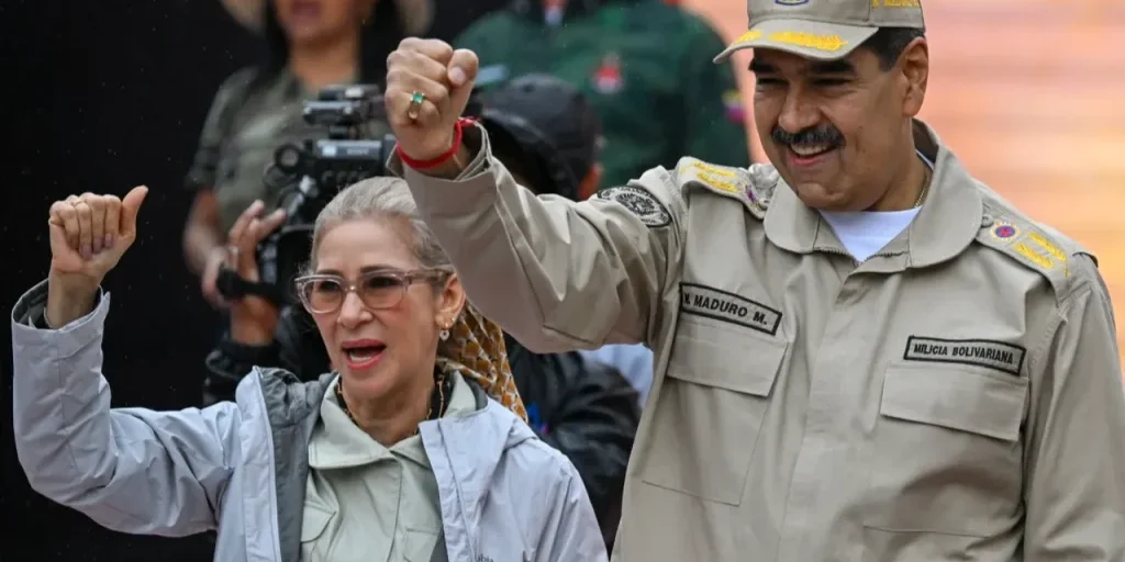 CNN: la moglie di Maduro è stata trascinata fuori dalla camera da letto