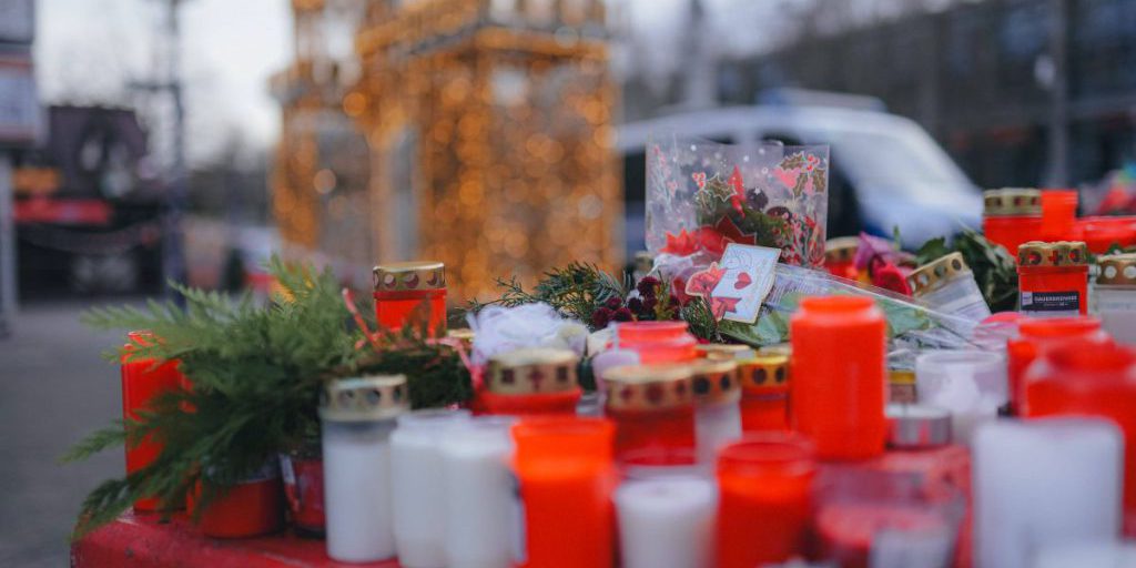 Aggressore di Magdeburg in tribunale: continua a disturbare i testimoni con domande confuse