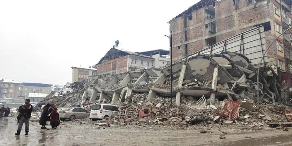 Crollo dell’edificio Balanlı: dieci imputati condannati a pene detentive