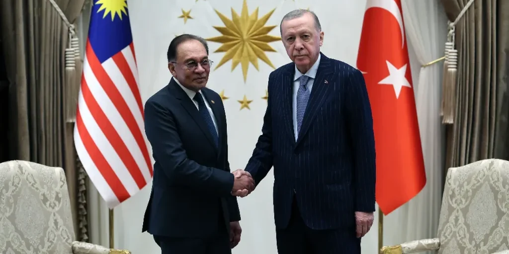 Erdoğan e Ibrahim fissano obiettivi di 10 miliardi di dollari di commercio e cooperazione militare