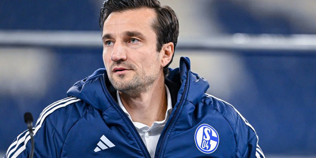 Schalke 04 propone legalizzazione dei fuochi d’artificio, i tifosi restano in silenzio