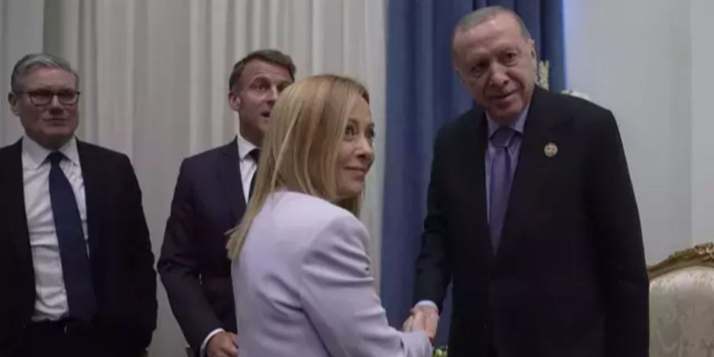 Meloni’nin Erdoğan’a verdiği esprili cevap gündeme oturdu: Birini öldürmek istemiyorum