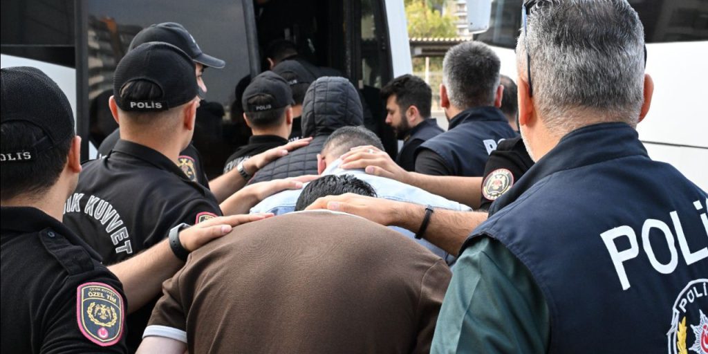 Operazione di polizia contro le scommesse illegali in Turchia: 46 arresti e 7 miliardi di lire turche sequestrati