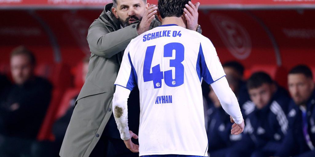 Top-Klub punta su talento del Schalke 04, ma il giocatore rifiuta subito